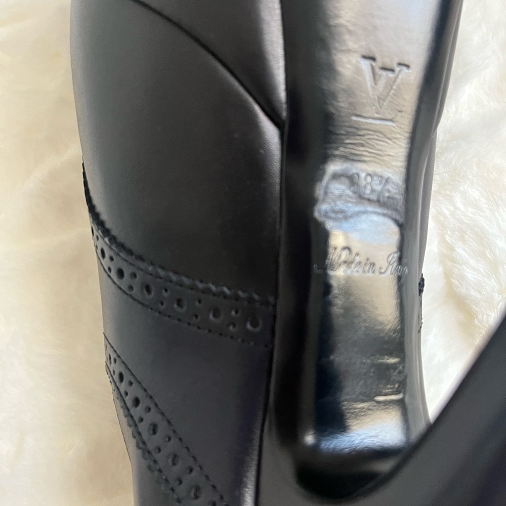 Louis Vuitton women’s open Toe pump - Picture 5 of 9